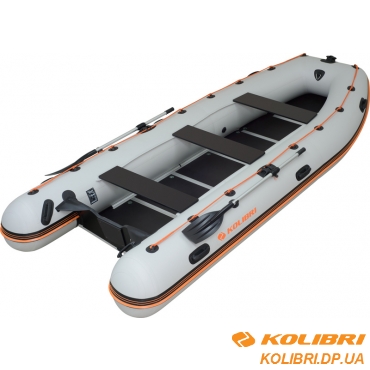 КМ-450DSL Моторная надувная лодка шестиместная килевая Kolibri серия SL (настил из фанеры)